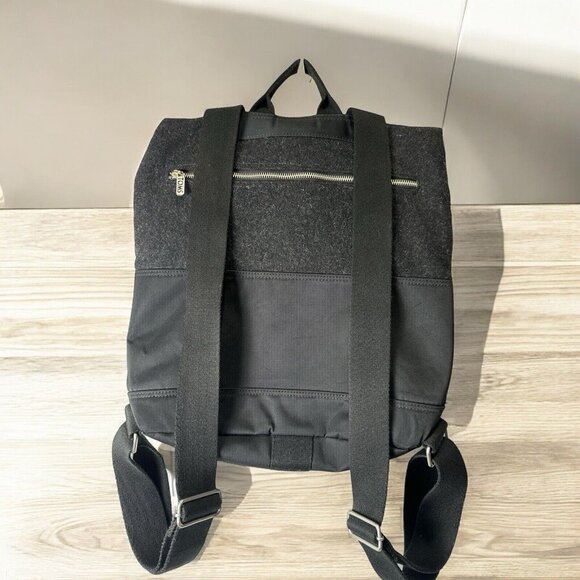 TOMS Green Camo Herringbone Discover Backpack main image 4